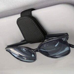 NWT, Magnetic Genuine Leather Sunglasses Clip For Car Visor
